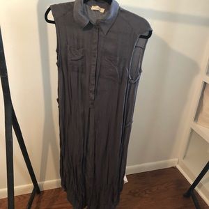 Free People gray top with open side accents